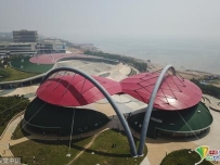 葫芦岛比基尼广场海边